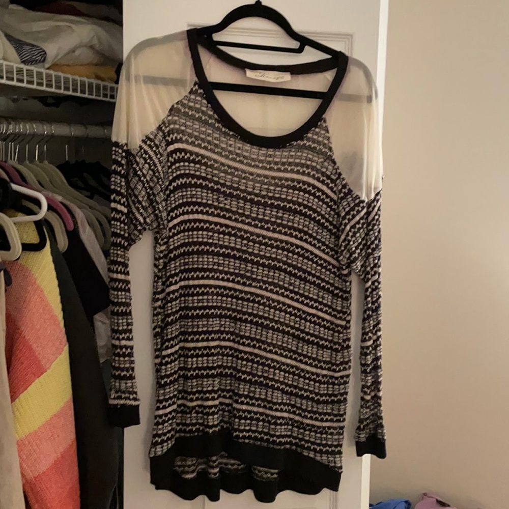 Long sleeve knit shirt with mesh on the shoulders